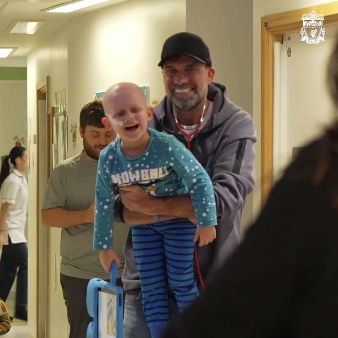 CentreGoals. on X: "A heart warming video as the Liverpool players and  staff visit Alder Hey hospital to meet children who will spend their  Christmas in hospital. ️ https://t.co/zIQZMGH0Bn" / X