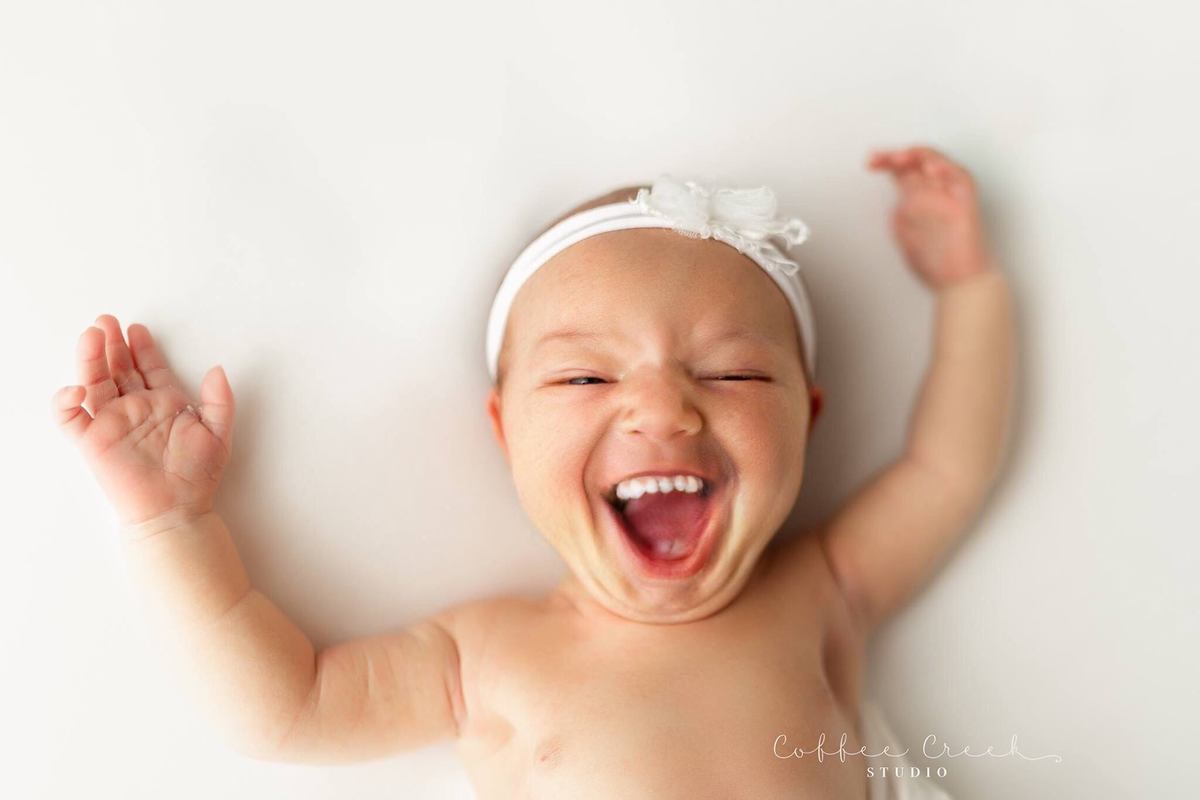 These photo is adds full sets of teeth to newborn photos and the results are both funny and creepy